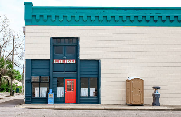 Best Porta potty delivery and setup  in West Pasco, WA